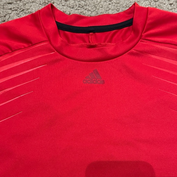Adidas Men’s Performance Athletic T-Shirt Red Black Stripes Size L - Picture 3 of 5